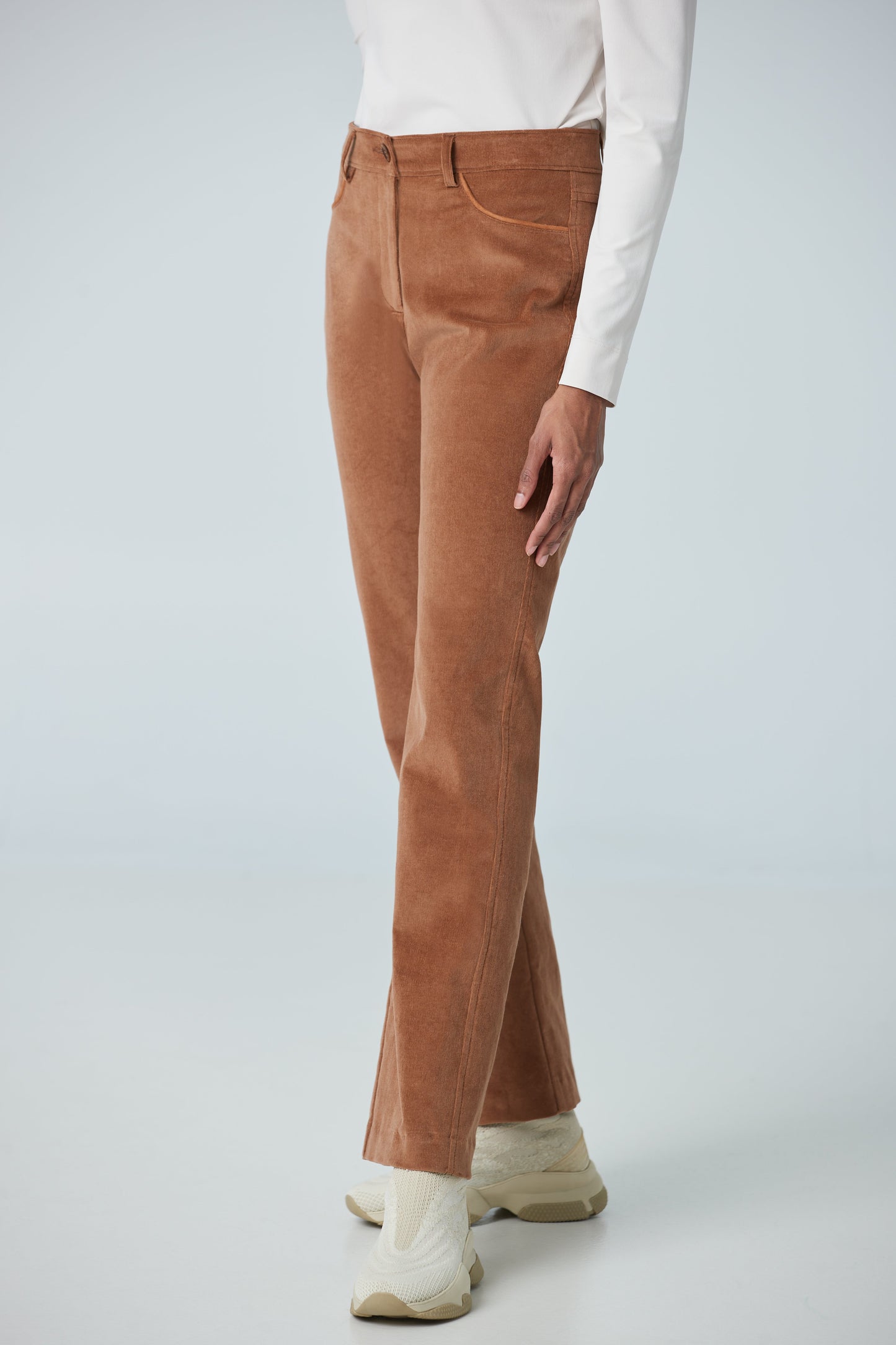 Straight leg crop pant with faux leather insert
